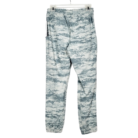 ATHLETA Farallon Jogger in Fog Camo Coast Grey NWT - Picture 2 of 7